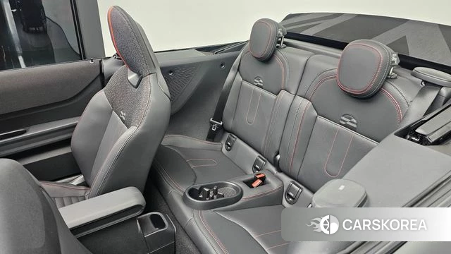 Mini Cooper S Convertible 4th Generation 2025 Черный из Кореи, фото 2