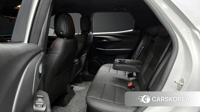 Chevrolet (GM Daewoo) The New Trail Blazer 2023 Белый из Кореи, фото 2