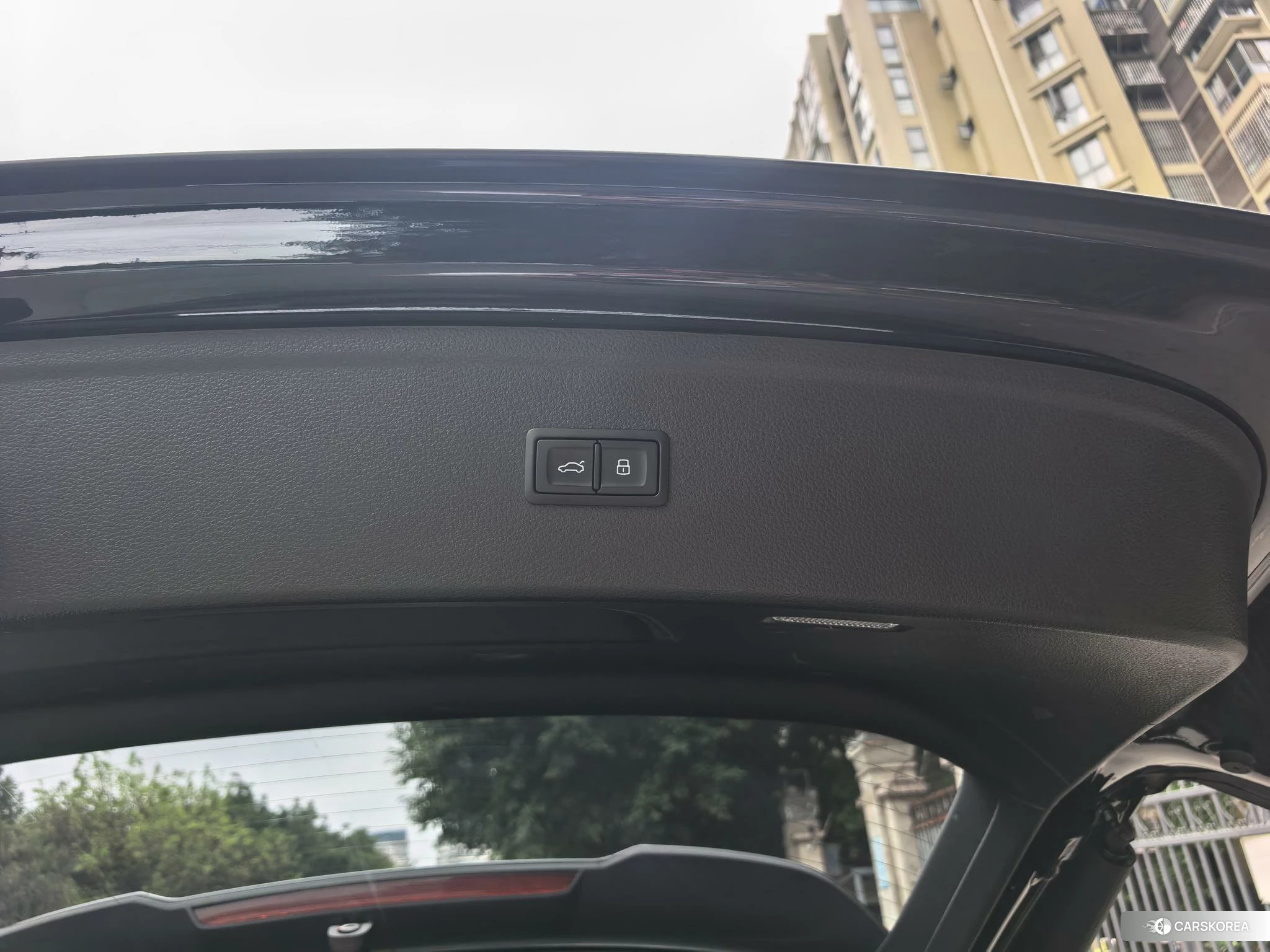 Audi Q5L 2020 Черный из Китая, фото 2