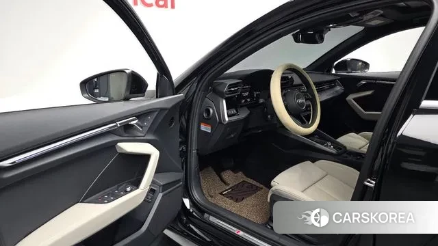 Audi A3 (8Y) 2024 Черный из Кореи, фото 2