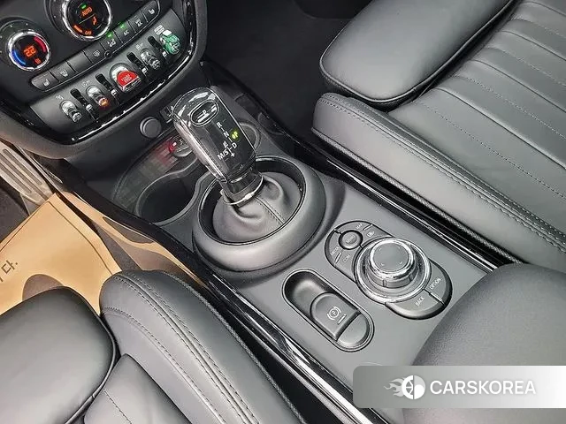 Mini Cooper S Clubman 2023 Темно-зеленый из Кореи, фото 2