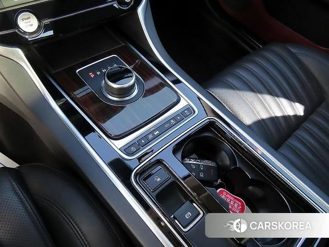 Jaguar XF (X260) 2018 Белый из Кореи, фото 2