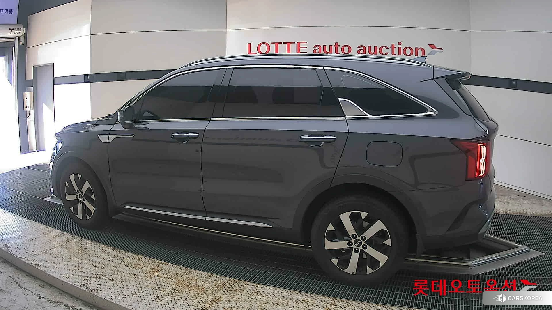 Kia Sorento 2021 Platinium Graphite из Кореи, фото 2