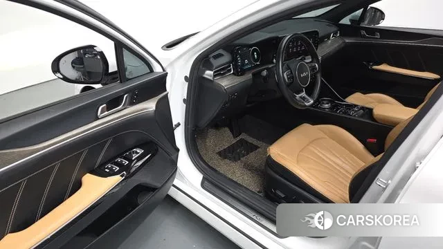 Kia K5 Hybrid 3rd Generation 2022 Белый из Кореи, фото 2