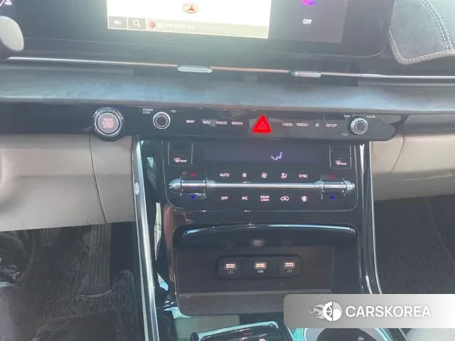 Kia Carnival 4th generation 2022 Белый из Кореи, фото 2