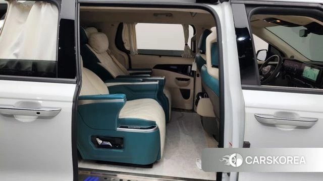 Kia Carnival 4th generation 2023 Белый из Кореи, фото 2