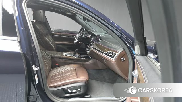BMW 7 Series (G11) 2019 Синий из Кореи, фото 2