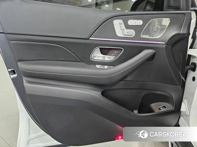 Mercedes-Benz GLE-Class W167 2025 Белый из Кореи, фото 2