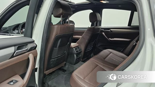 BMW X4 (F26) 2018 Белый из Кореи, фото 2