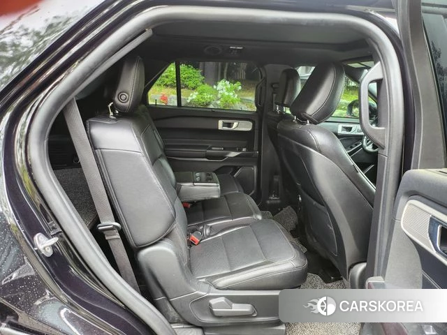 Ford Explorer 6th Generation 2020 Черный из Кореи, фото 2