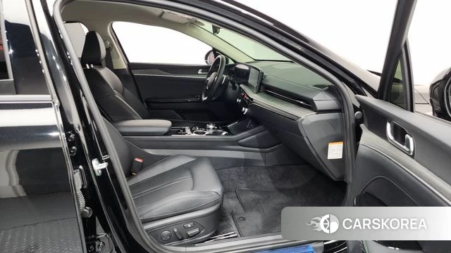 Kia The New K5 Hybrid 3rd generation 2025 Черный из Кореи, фото 2