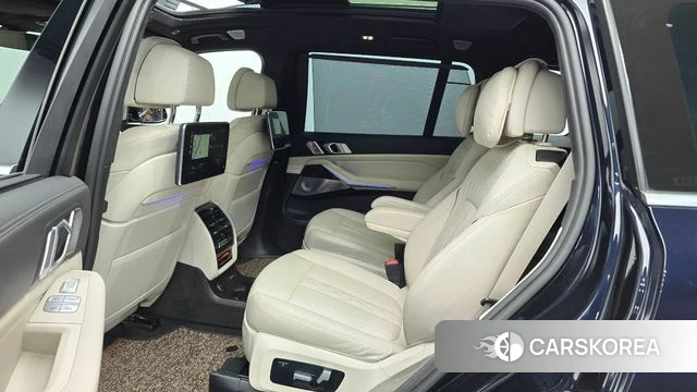 BMW X7 (G07) 2021 Черный из Кореи, фото 2