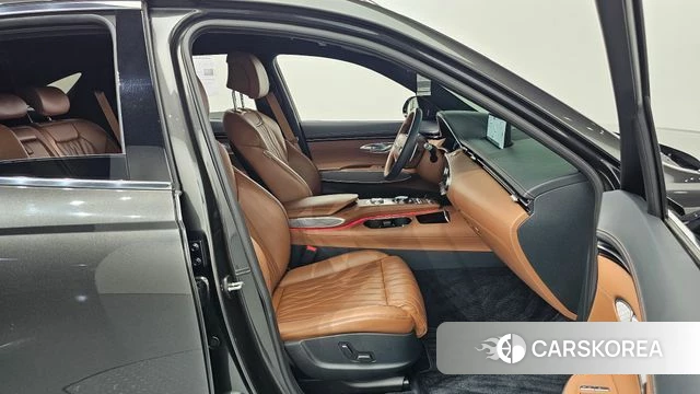 Genesis GV70 2023 Серый из Кореи, фото 2