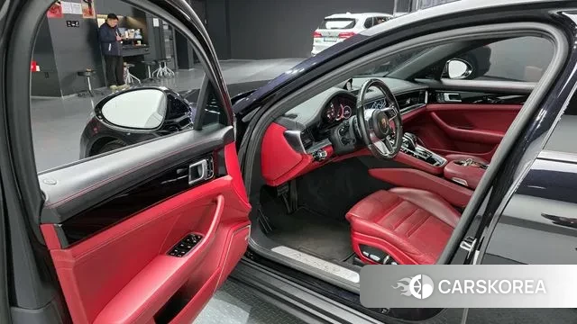 Porsche Panamera (971) 2020 Черный из Кореи, фото 2