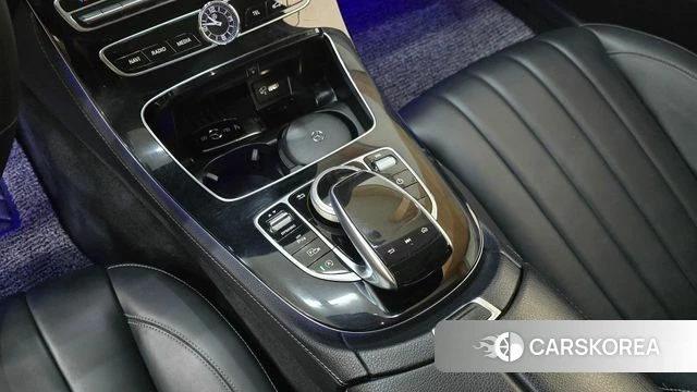 Mercedes-Benz E-Class W213 2019 Черный из Кореи, фото 2