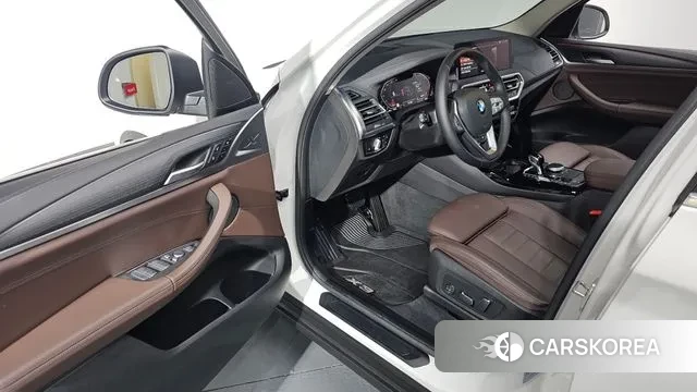 BMW X3 (G01) 2024 Белый из Кореи, фото 2