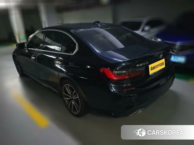 BMW 3 series 2021 Черный из Китая, фото 2