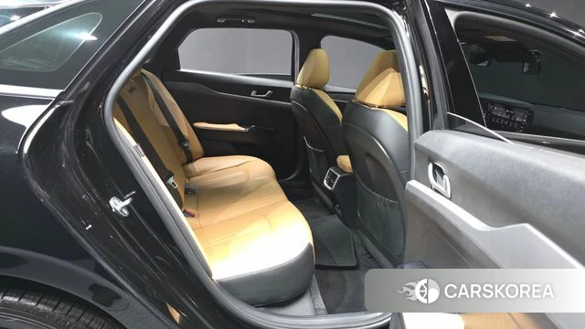 Kia K5 3rd generation 2023 Черный из Кореи, фото 2