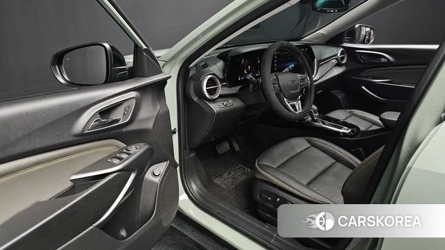 Chevrolet (GM Daewoo) Trax Crossover 2025 Светло-зеленый из Кореи, фото 2