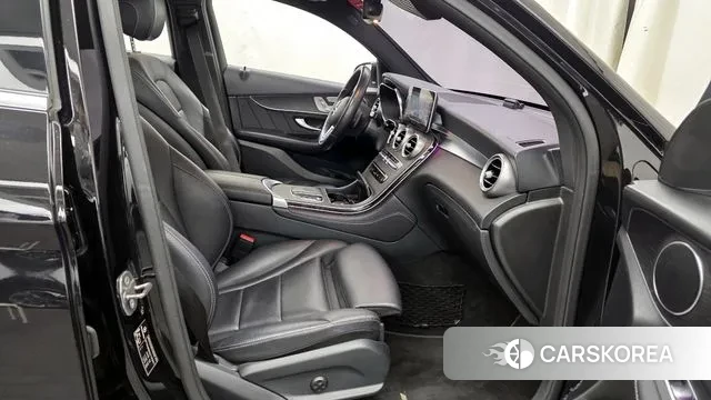 Mercedes-Benz GLC-Class X253 2020 Черный из Кореи, фото 2