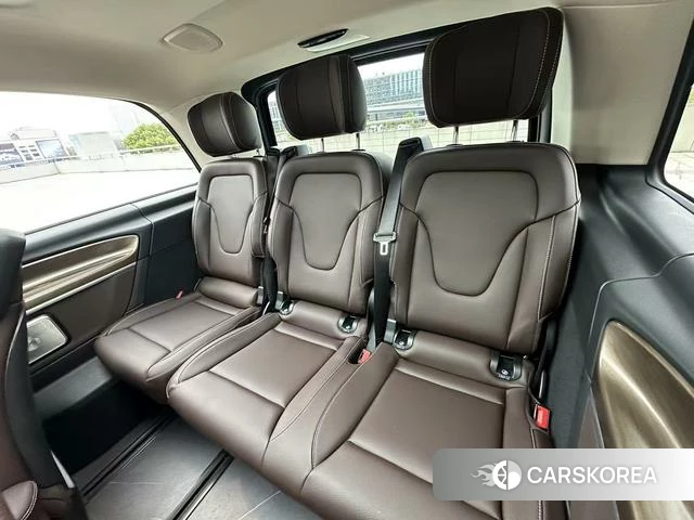 Mercedes-Benz V-class 2023 Черный из Китая, фото 2