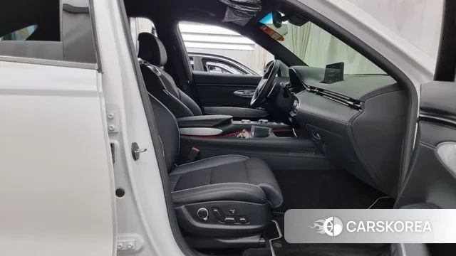 Genesis GV70 2024 Белый из Кореи, фото 2