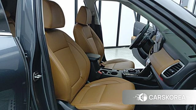 Kia The New Seltos 2023 Серый из Кореи, фото 2