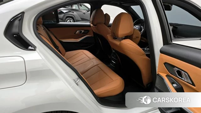 BMW 3 Series (G20) 2025 Белый из Кореи, фото 2