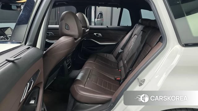 BMW 3 Series (G20) 2022 Белый из Кореи, фото 2