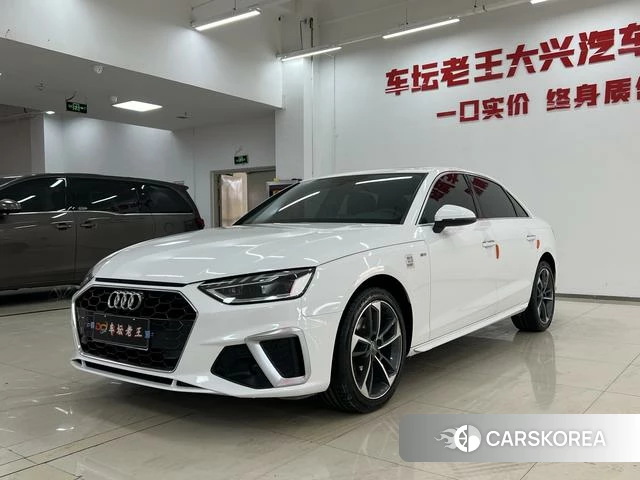 Audi A4L 2022 Белый из Китая, фото 2