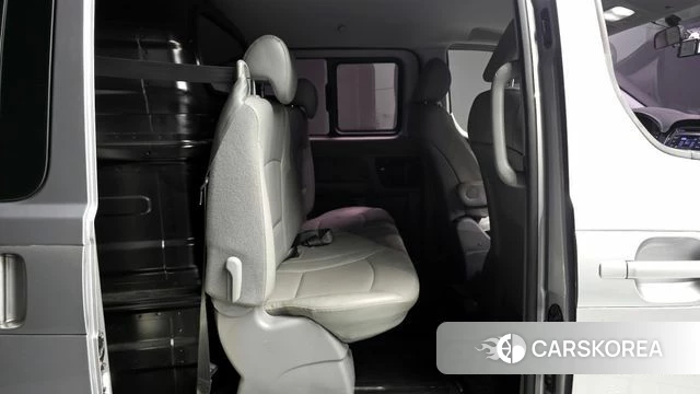 Hyundai The New Grand Starex 2018 Серебряный из Кореи, фото 2