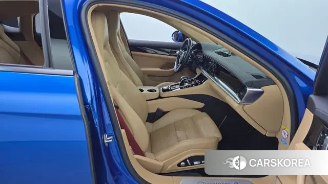 Porsche Panamera (971) 2018 Синий из Кореи, фото 2