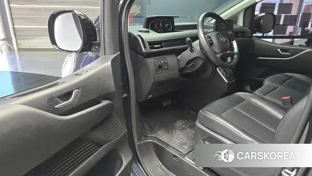 Hyundai Staria 2024 Синий из Кореи, фото 2