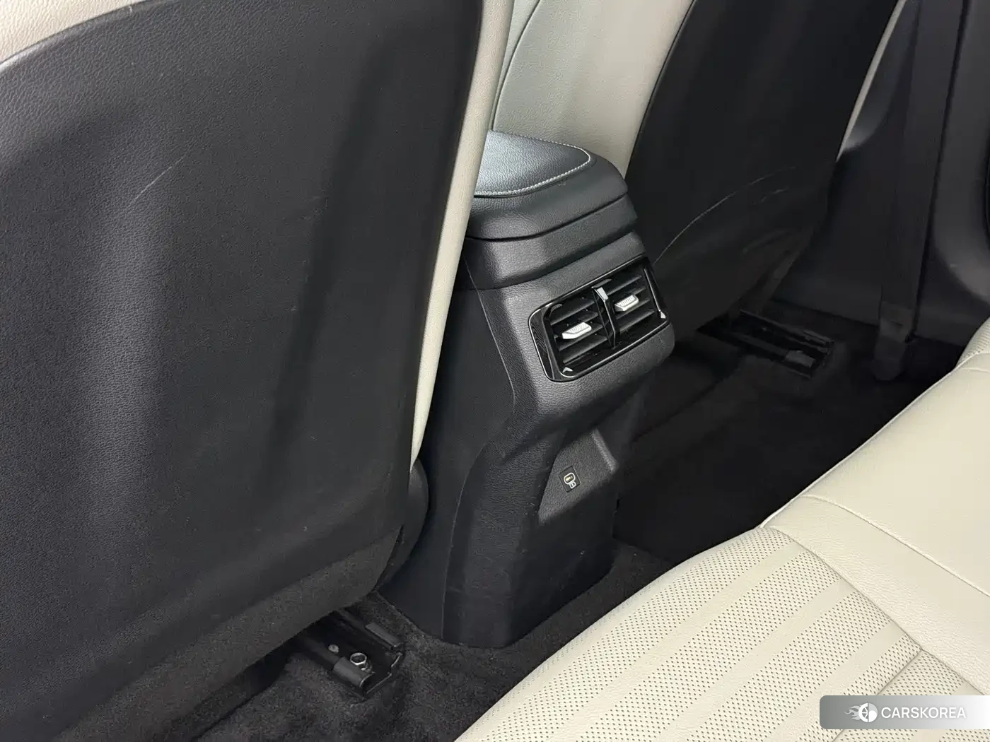 Kia K3 2022 Белый из Китая, фото 2