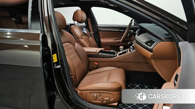 Genesis G90 2019 Коричневый из Кореи, фото 2