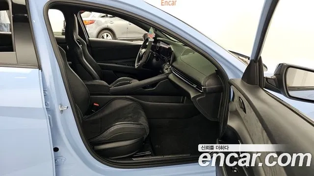 Hyundai Avante (CN7) 2022 Светло-серебряный цвет из Кореи, фото 2