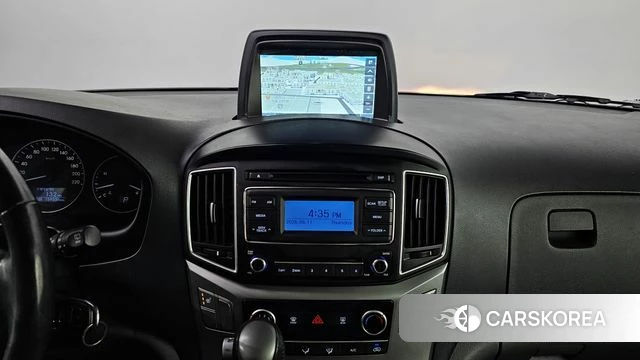 Hyundai The New Grand Starex 2018 Серебристо-серый из Кореи, фото 2
