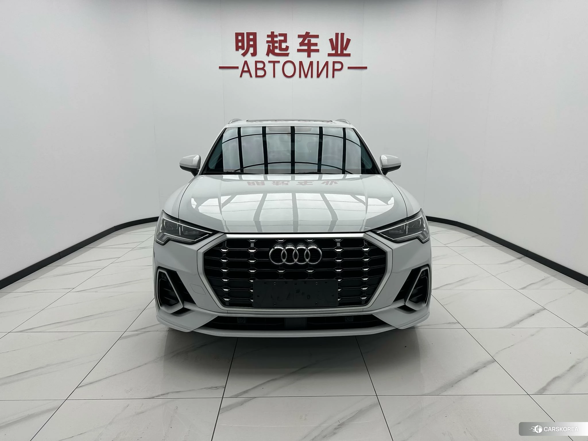 Audi Q3 2022 Белый из Китая, фото 2