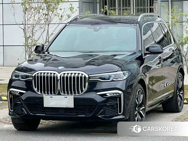 BMW X7 2021 Черный из Китая, фото 2