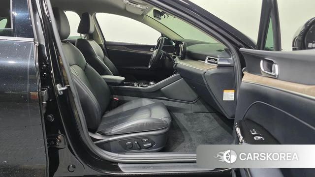 Kia K5 Hybrid 3rd Generation 2023 Черный из Кореи, фото 2