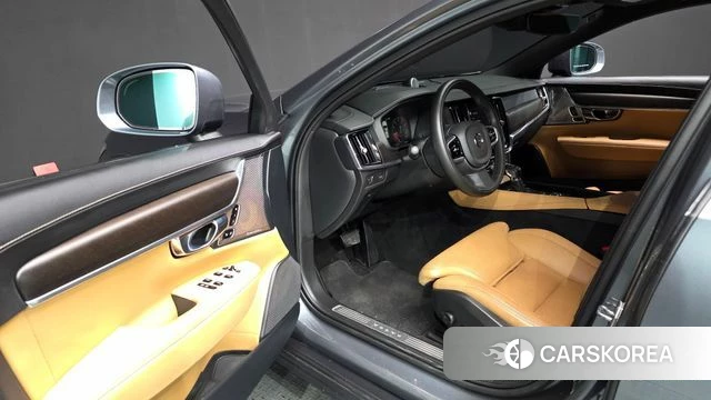 Volvo V90 Cross-Country 2018 Серый из Кореи, фото 2