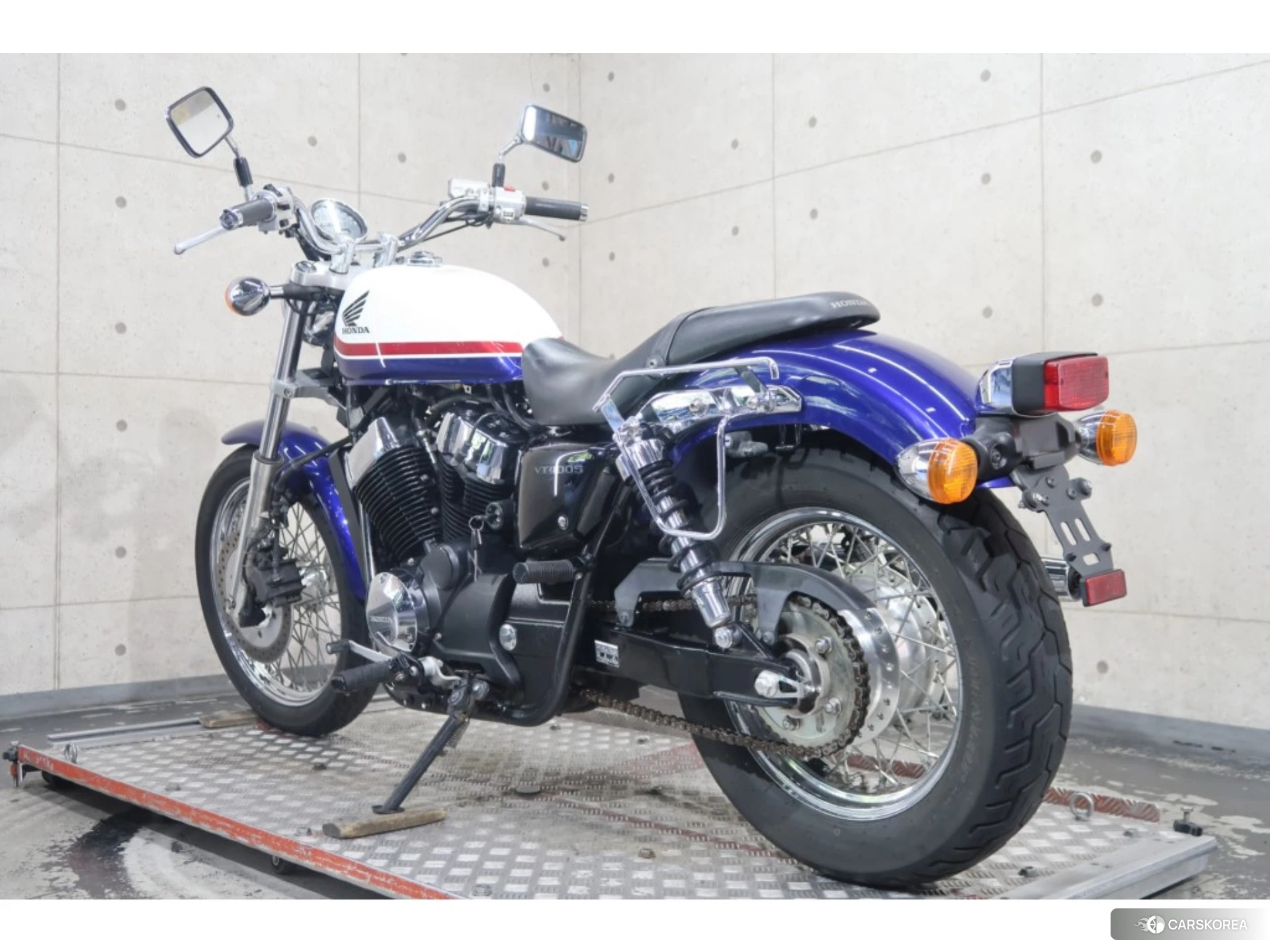 Проданный Honda VT400S id 3946559 из Японии, фото 2