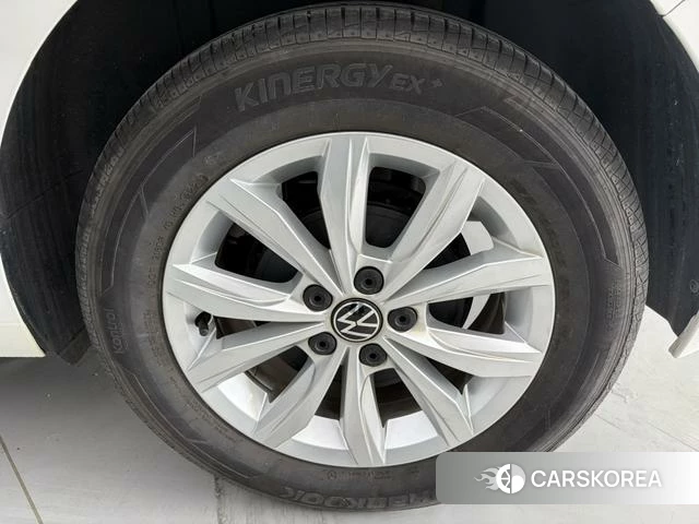 Volkswagen Polo 2022 Белый из Китая, фото 2