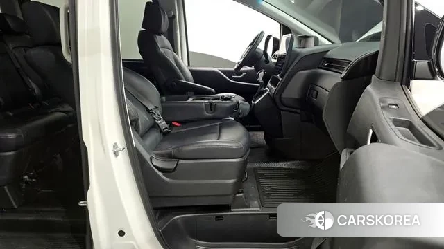 Hyundai Staria 2024 Белый из Кореи, фото 2