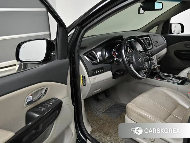 Kia The New Carnival 2020 Черный из Кореи, фото 2