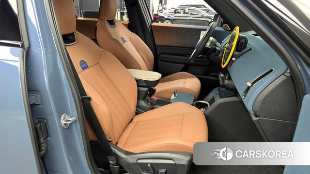 Mini Cooper S Countryman 3rd Generation 2025 Небесно-голубой из Кореи, фото 2