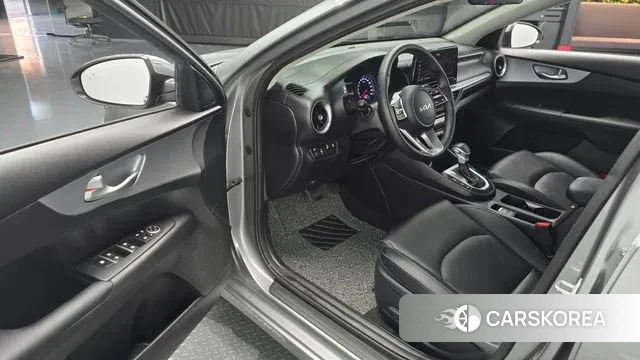 Kia The New K3 2nd generation 2021 Серый из Кореи, фото 2