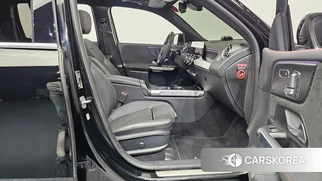 Mercedes-Benz GLB-Class X247 2024 Черный из Кореи, фото 2