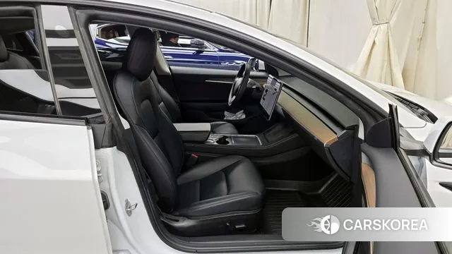Tesla Model 3 2021 Белый из Кореи, фото 2