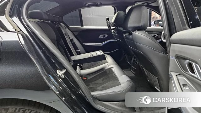 BMW 3 Series (G20) 2021 Черный из Кореи, фото 2